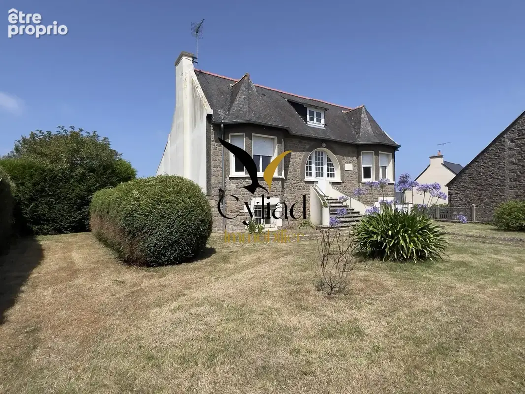 Maison à SAINT-MELOIR-DES-ONDES