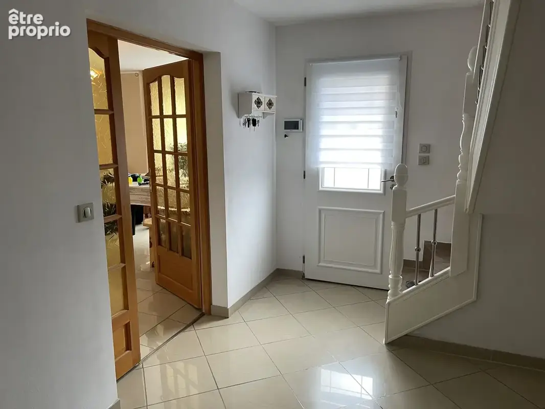 Superbe maison type 8 sur 1440 m2 de terrain - photo 6