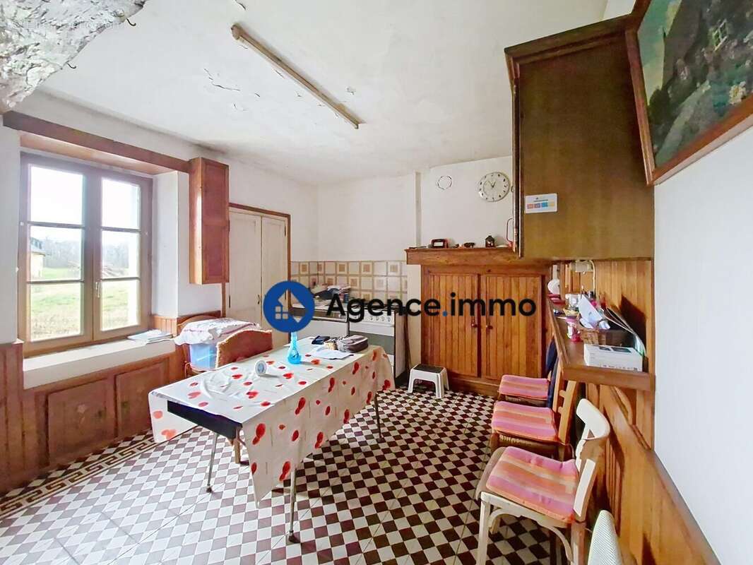 Maison 53 m² à Chateau-La-Valliere  - photo 2