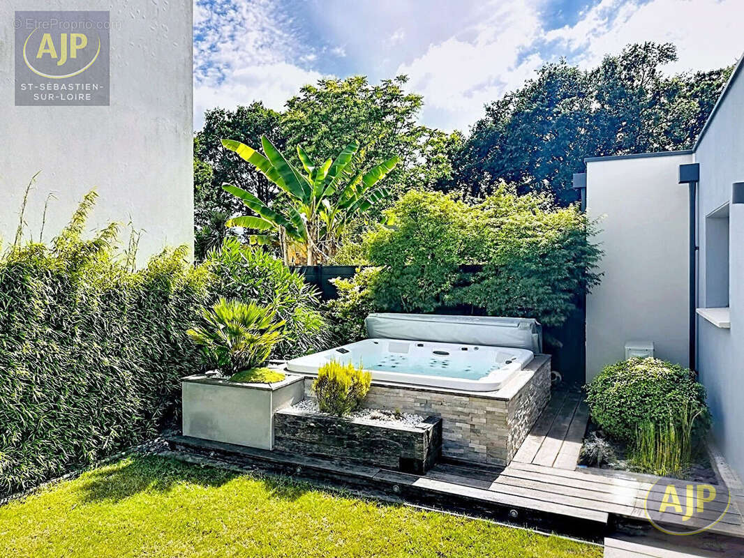 Maison Orvault Bourg,152 m², 5 Chambres, - photo 6