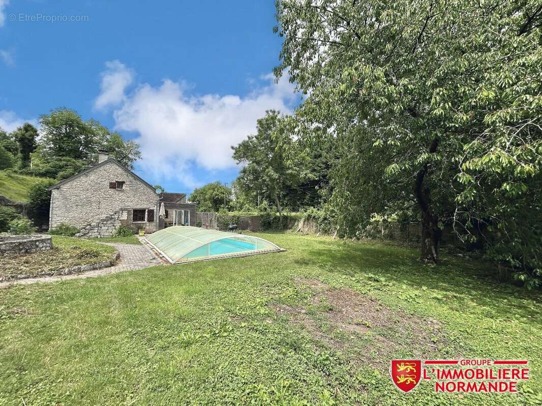 Maison en pierre 84m² avec piscine et véranda - photo 2