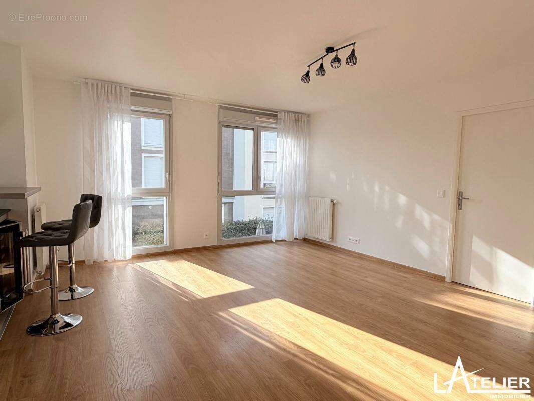 Appartement à MAREIL-MARLY