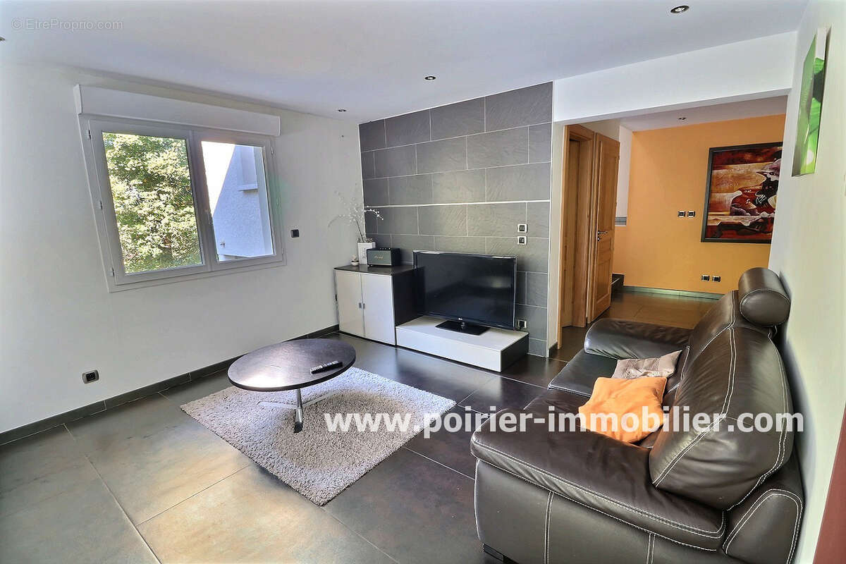 Maison à ANTHY-SUR-LEMAN