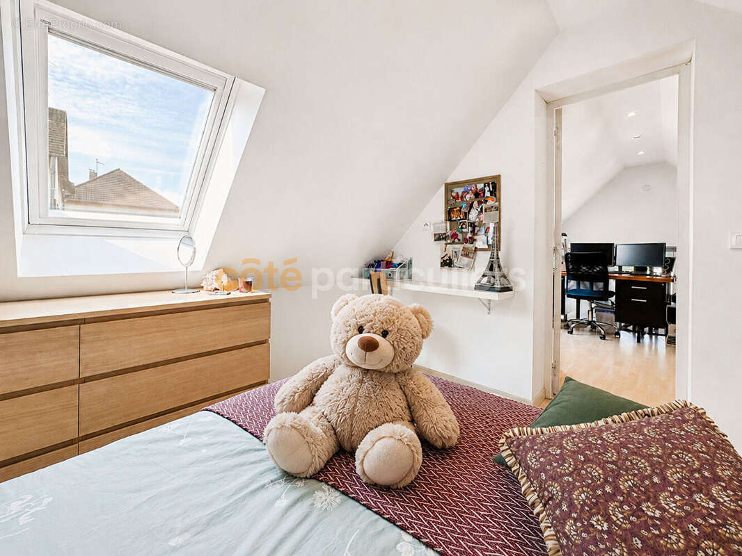 Agneaux - Maison familiale 142m2 - 4 chambres - photo 9