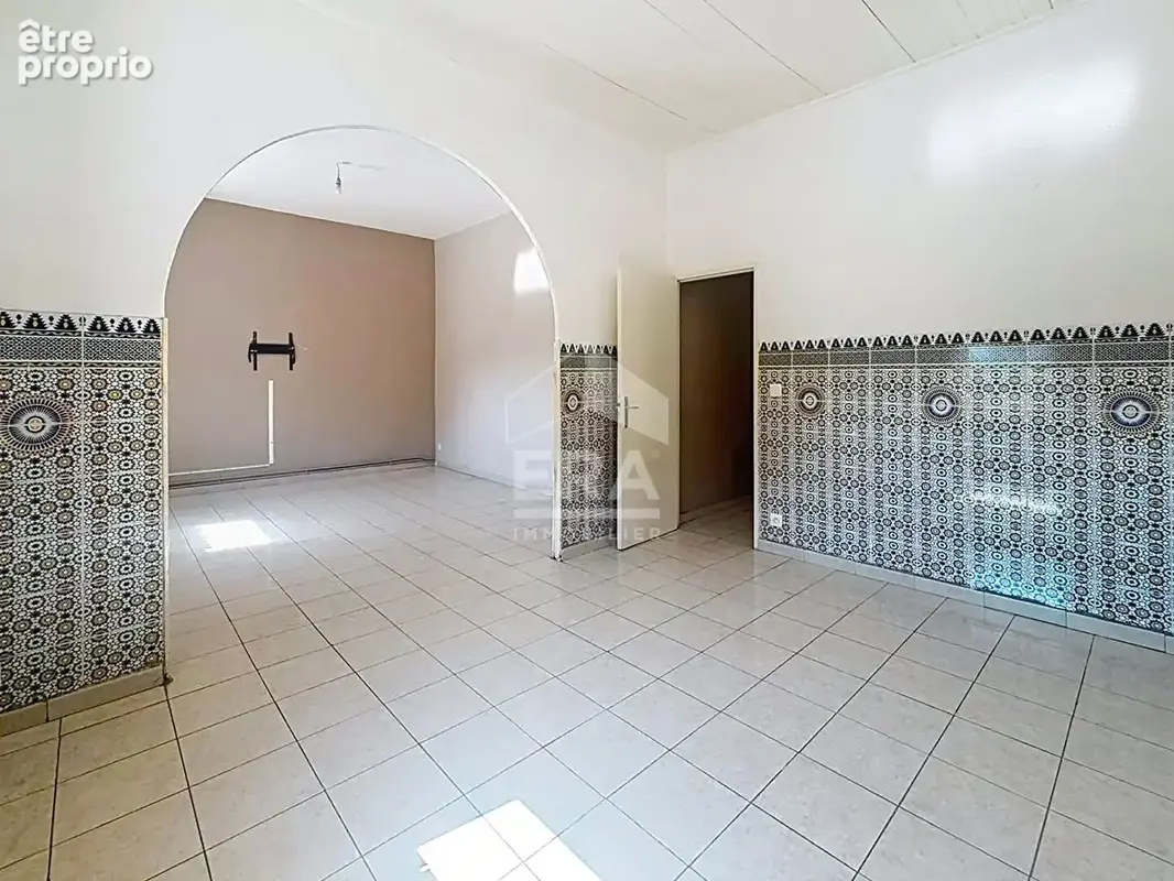 Immeuble 126m² à port-de-bouc - photo 8