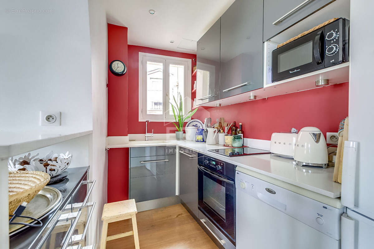 Appartement à PARIS-17E