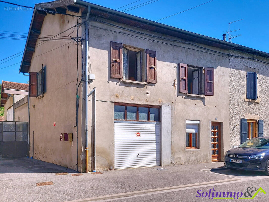 Maison à BOURGOIN-JALLIEU