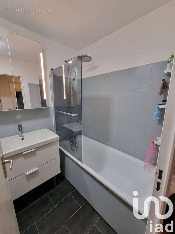 Photo 9 - Appartement à CERGY