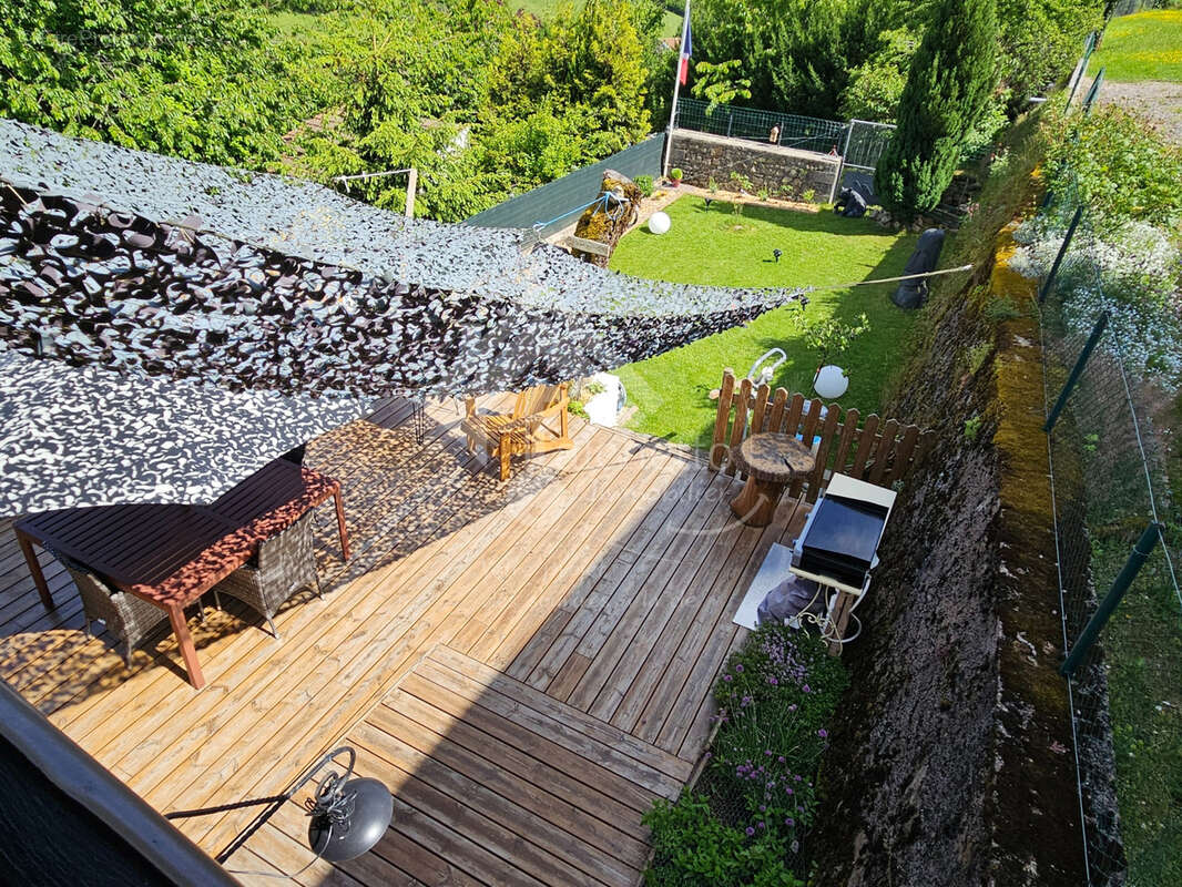 Maison à LAPRUGNE