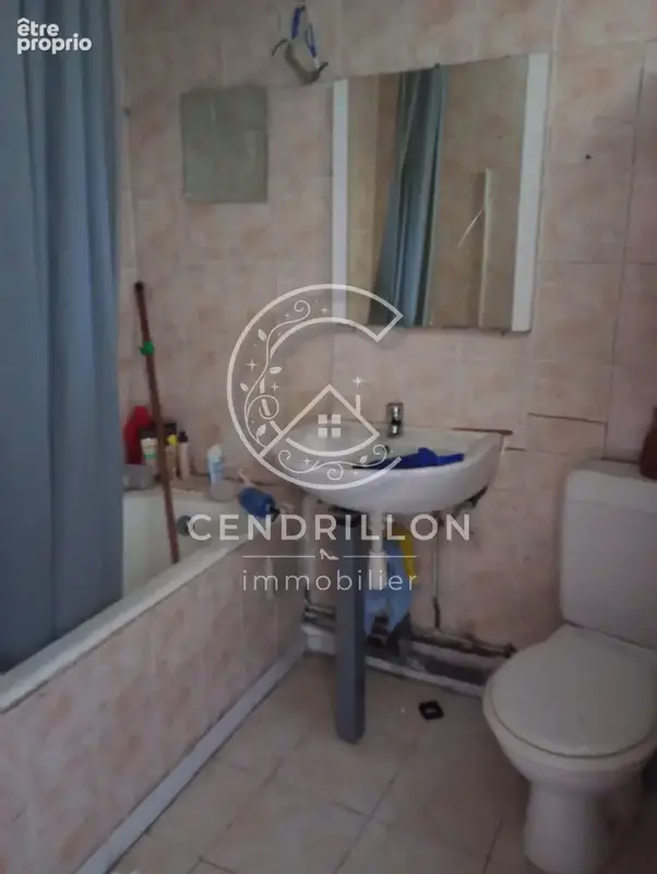 Immeuble de rapport d'une superficie de 150 m2, édifié sur un terrain de 390 m2. - photo 15