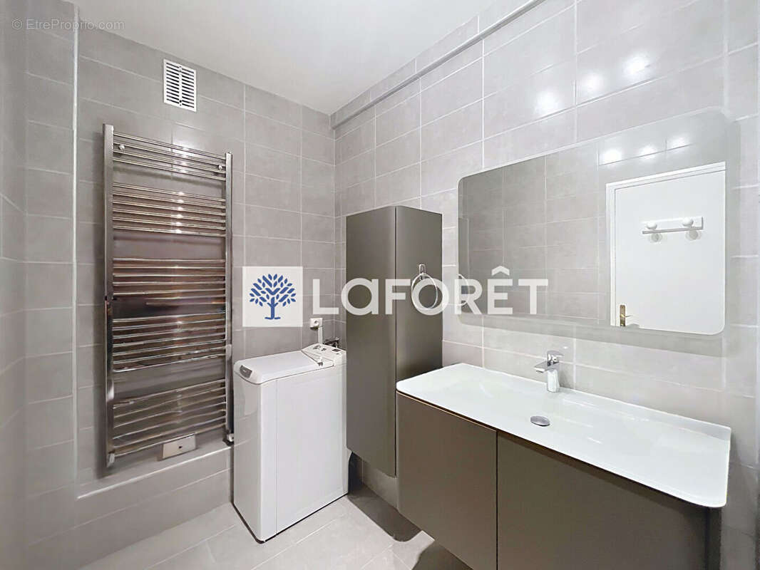 Appartement à L'ETANG-LA-VILLE