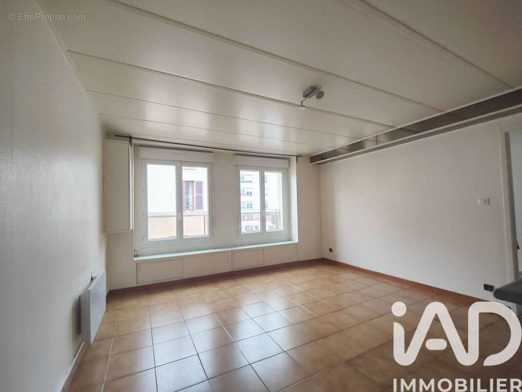 Photo 2 - Appartement à MONTLHERY
