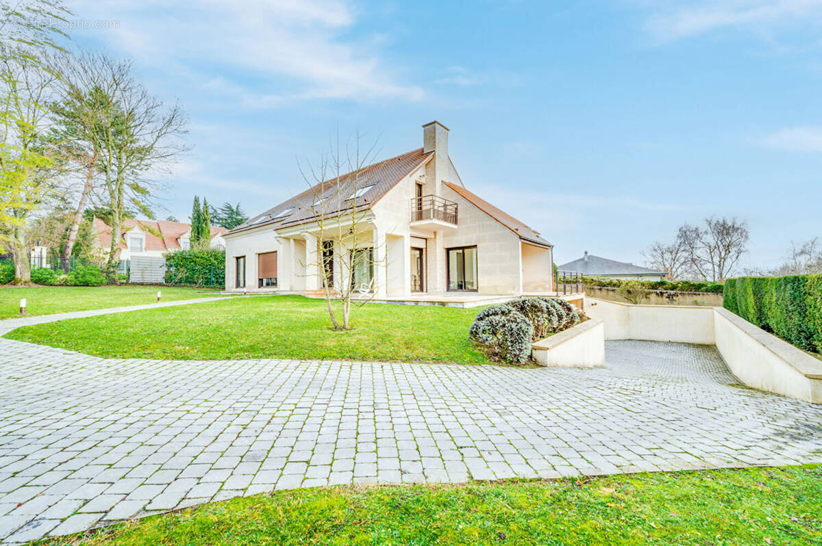 Maison à DEUIL-LA-BARRE