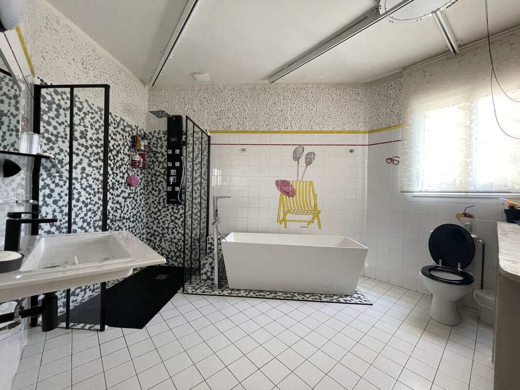 Maison à COLOMBIERS