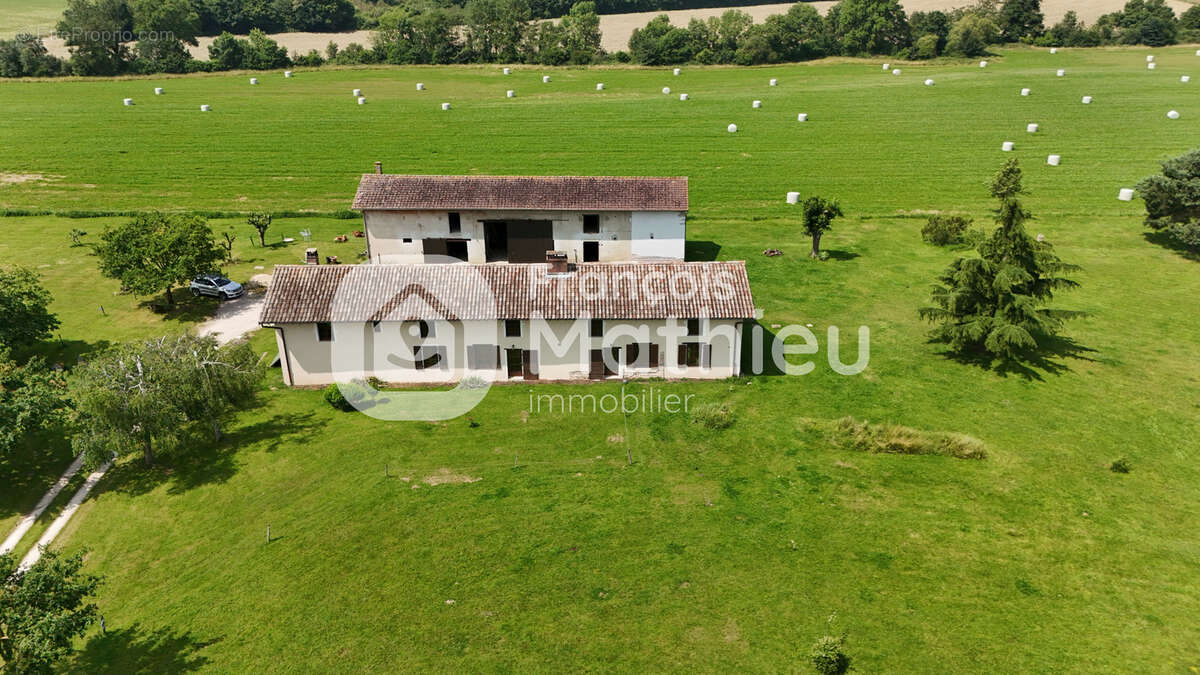 Maison à VILLARS-LES-DOMBES