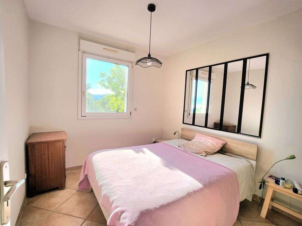 Maison de 242 hab //  terrain 1196 m² // piscine / sauna / spa - photo 15