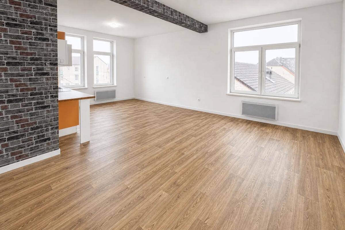 Appartement à PUTTELANGE-AUX-LACS