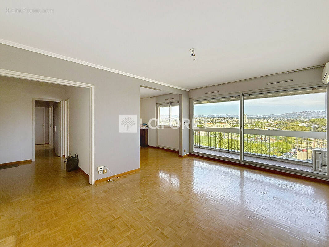 Appartement à MARSEILLE-10E