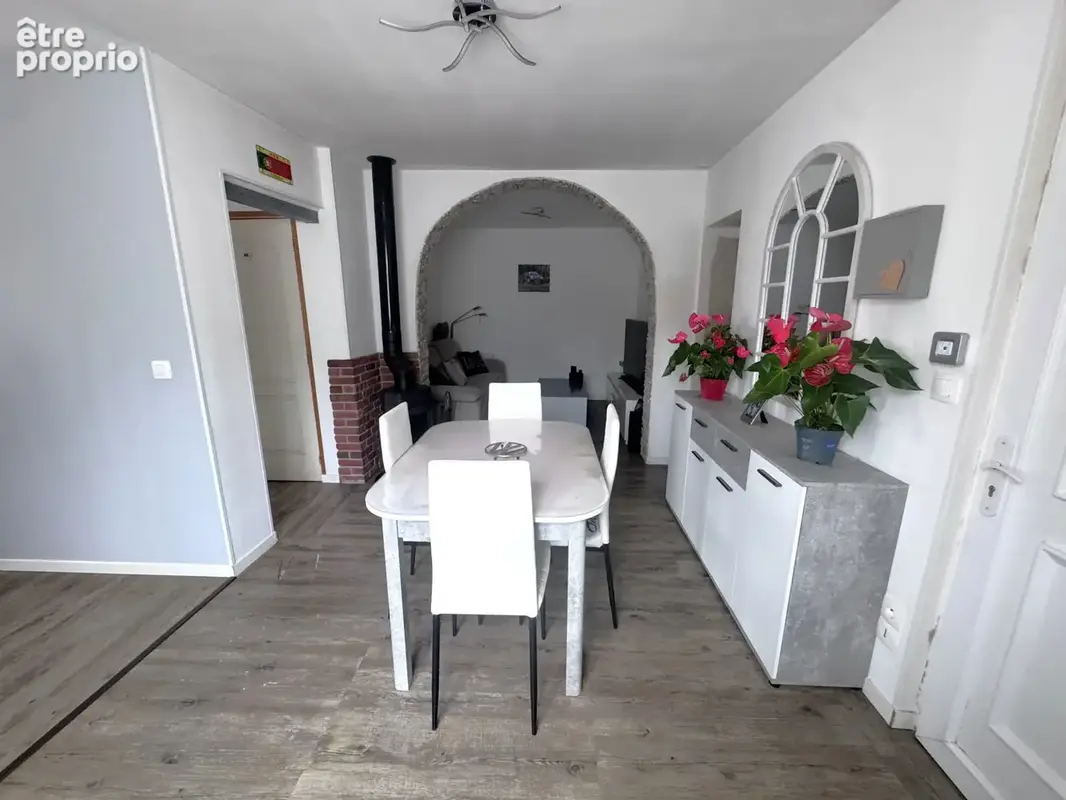 Maison d'habitation avec un grand garage de 65 m2 - photo 5
