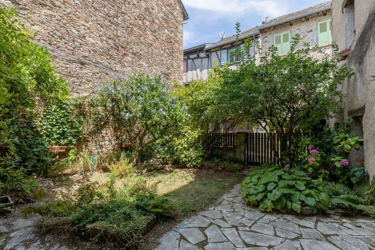 Maison 227 m² Sauveterre-de-Rouergue - Jardin au calme - photo 18