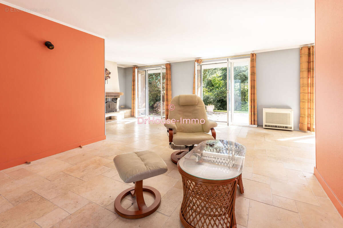 Maison 176 m² à Plaisir  - photo 12