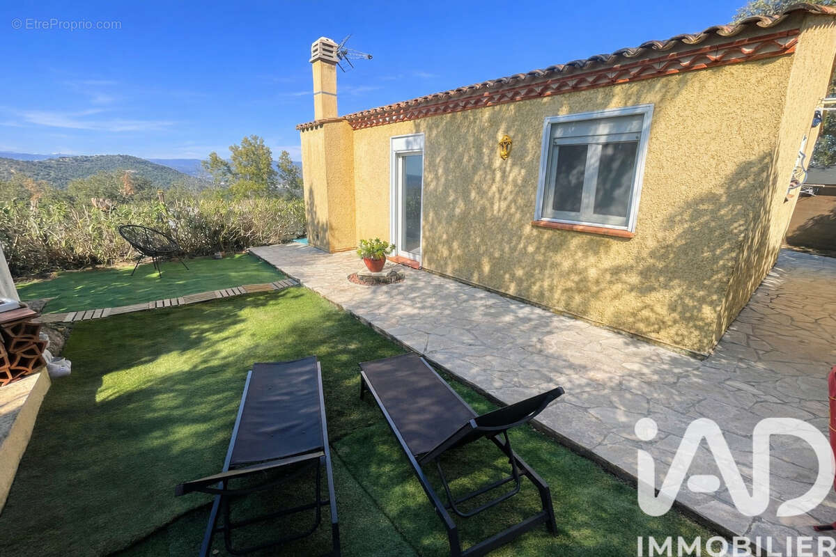 Photo 5 - Maison à LE MUY