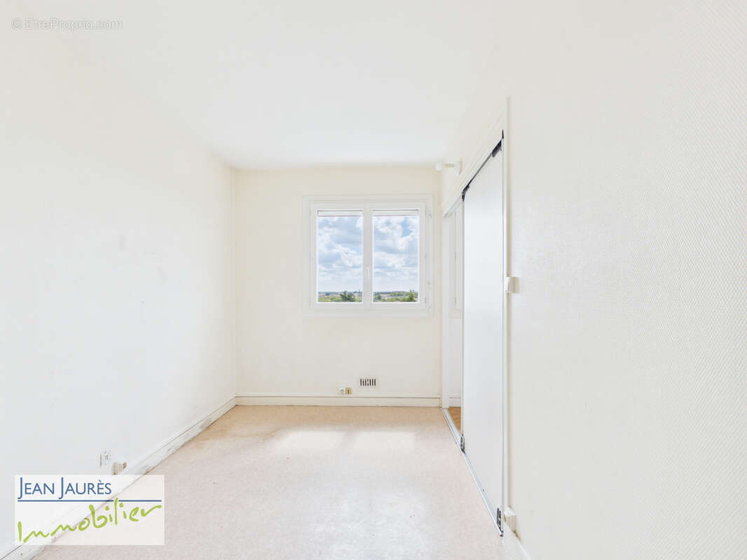 Appartement 2 pièces dans une copropriété sécurisée - photo 5