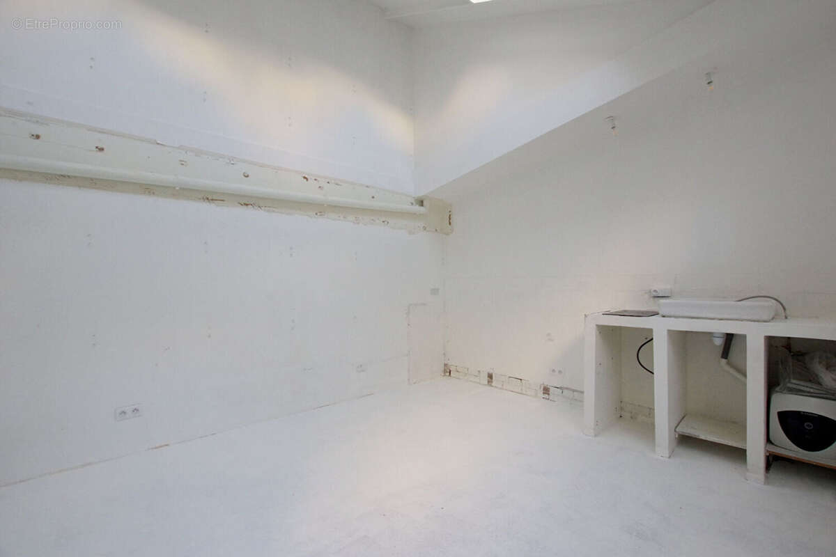 Commerce à PARIS-14E