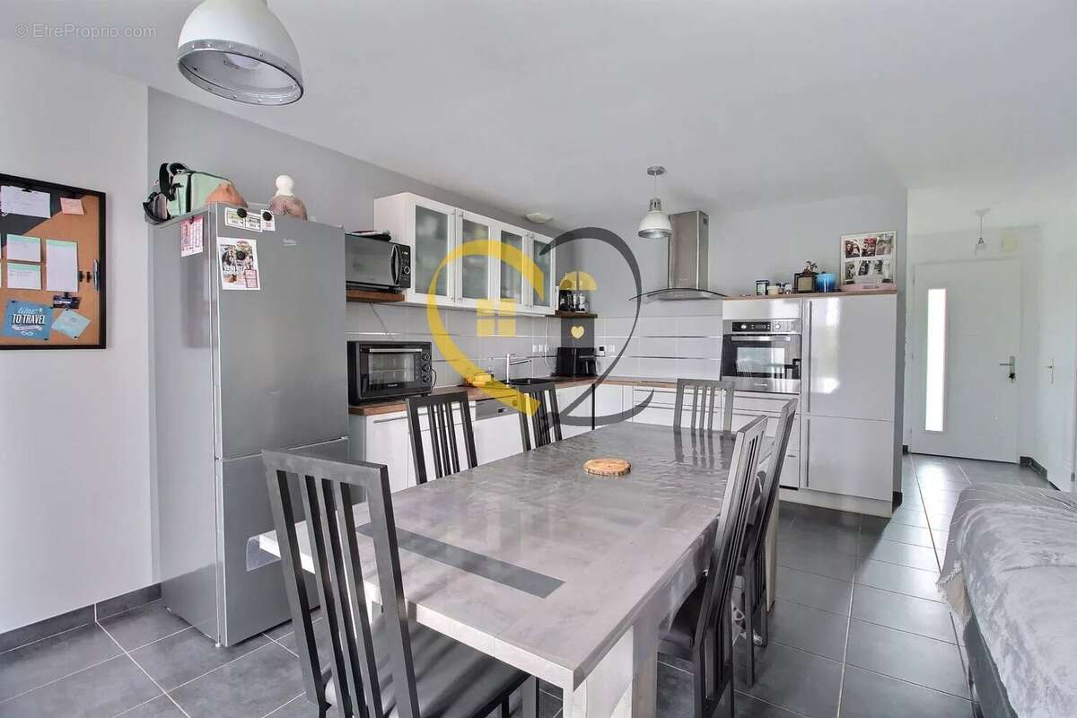 Maison à SAINT-GERMAIN-DU-PUY