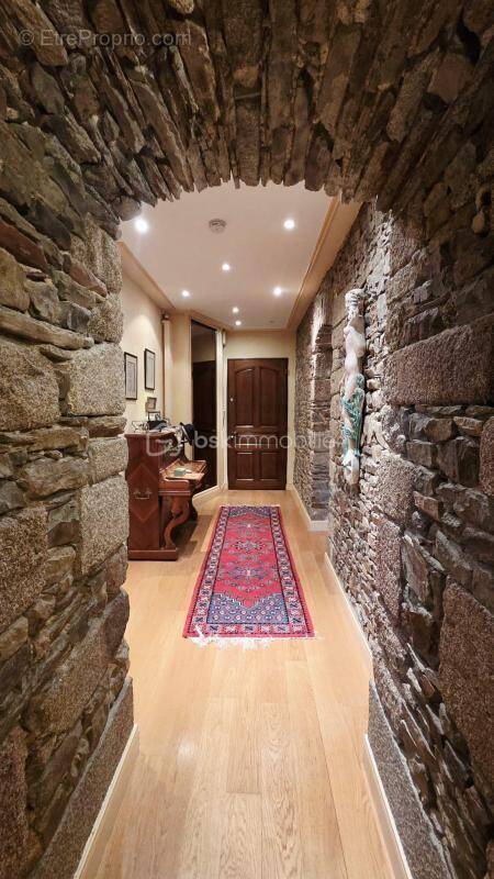 Appartement à FOUGERES