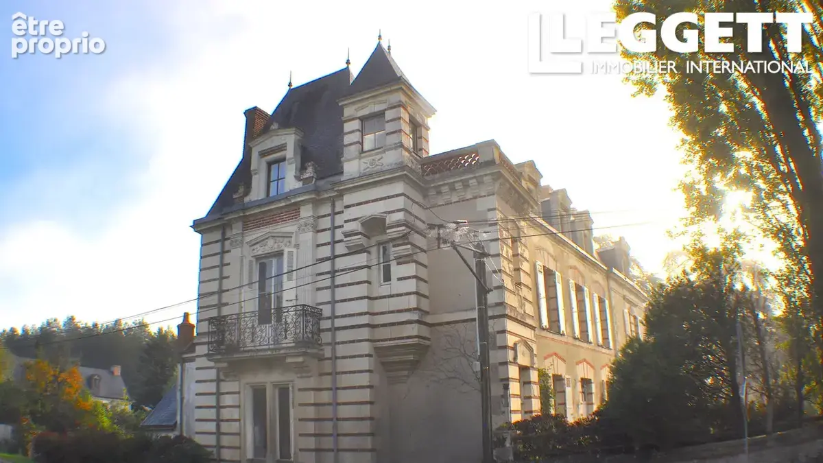 Grande « maison de maître » en bon état, idéalement située pour accéder à Saumur et à ses environs - photo 3