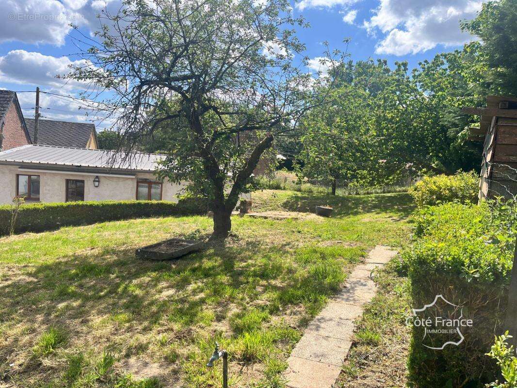 Maison à LA VALLEE-MULATRE