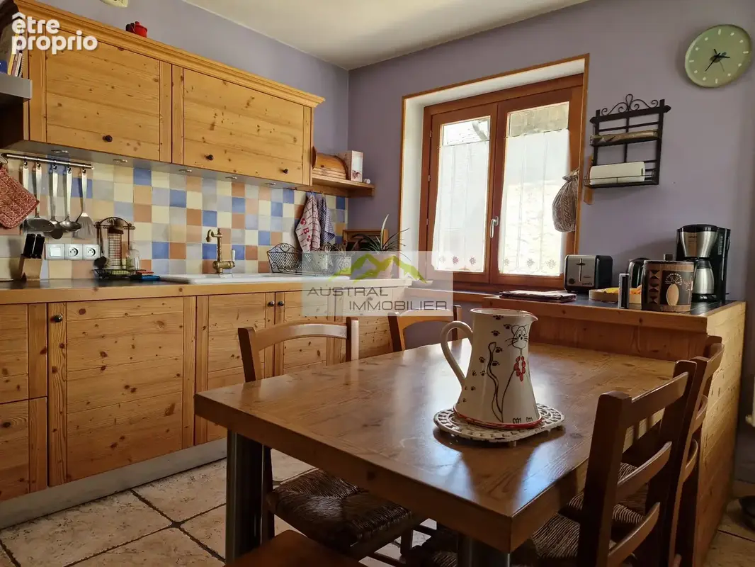 La Motte-Servolex - Maison T6 de 145 m2 avec jardin - photo 11