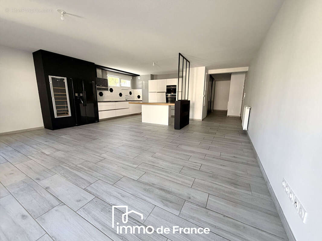 À vendre  - Superbe T3 de 97 m² - Quartier Bourran - photo 4