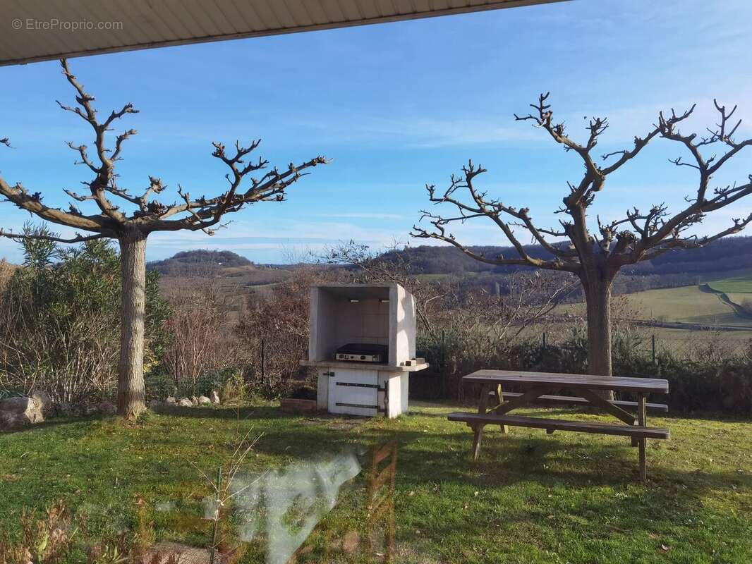 Maison à SAINTE-JULIETTE