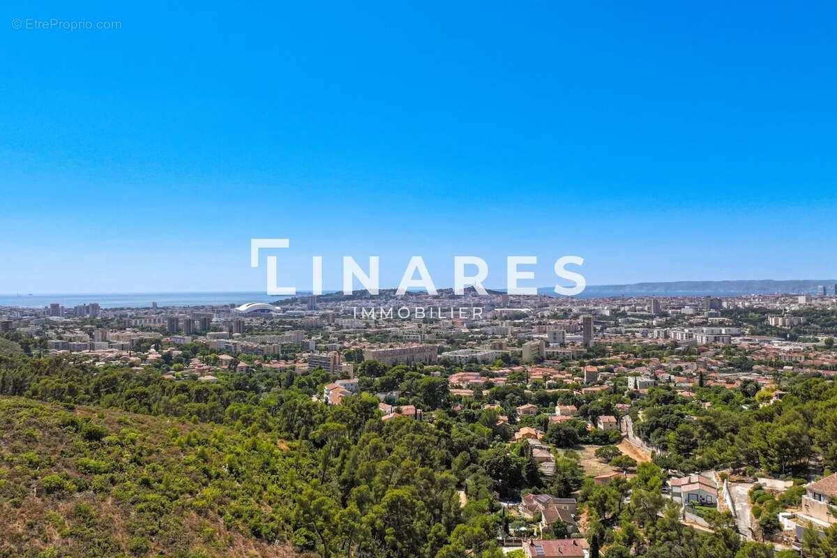 Maison à MARSEILLE-9E