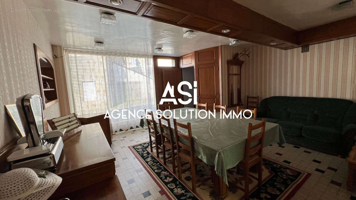 Maison à LIGNIERES-ORGERES