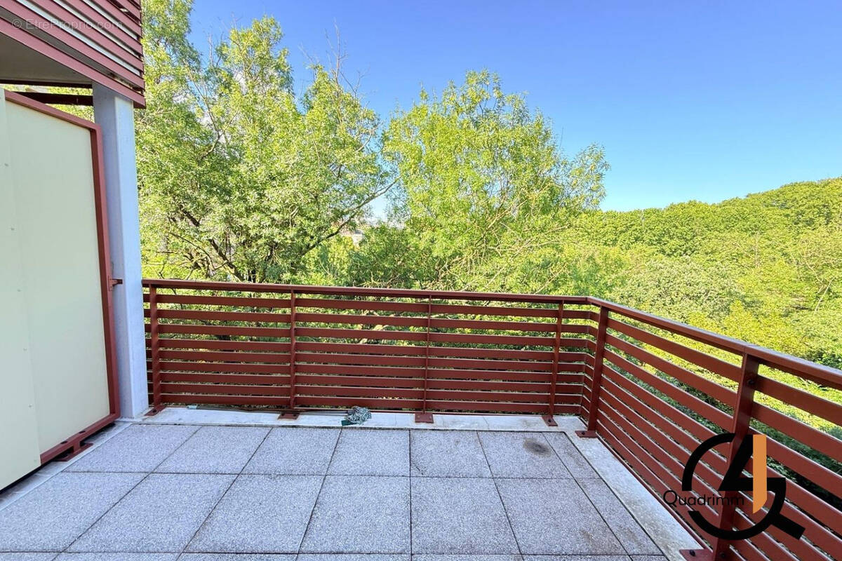 Appartement à JUVIGNAC