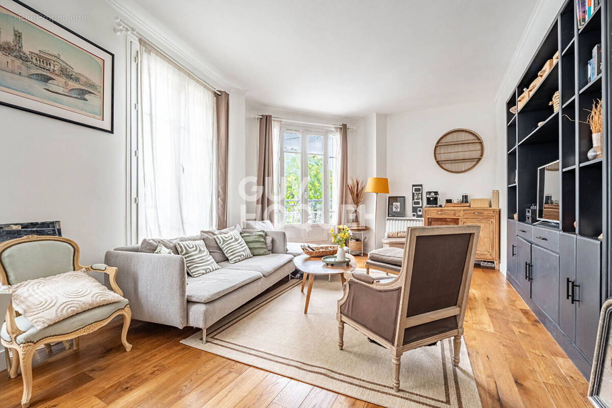 Appartement à SAINT-DENIS
