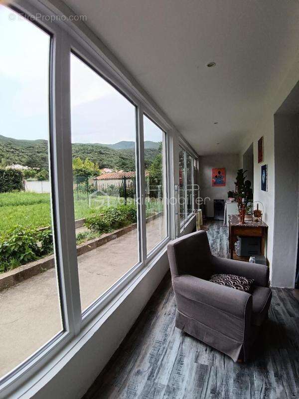 Ensemble immobilier avec appartements / terrasses / jardin / garages reynes 66400 - photo 18