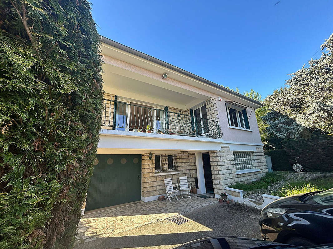 Maison à TRIEL-SUR-SEINE