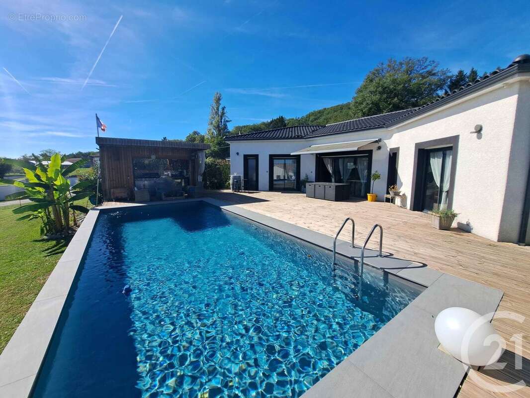 Maison à MARIGNAC-LASCLARES