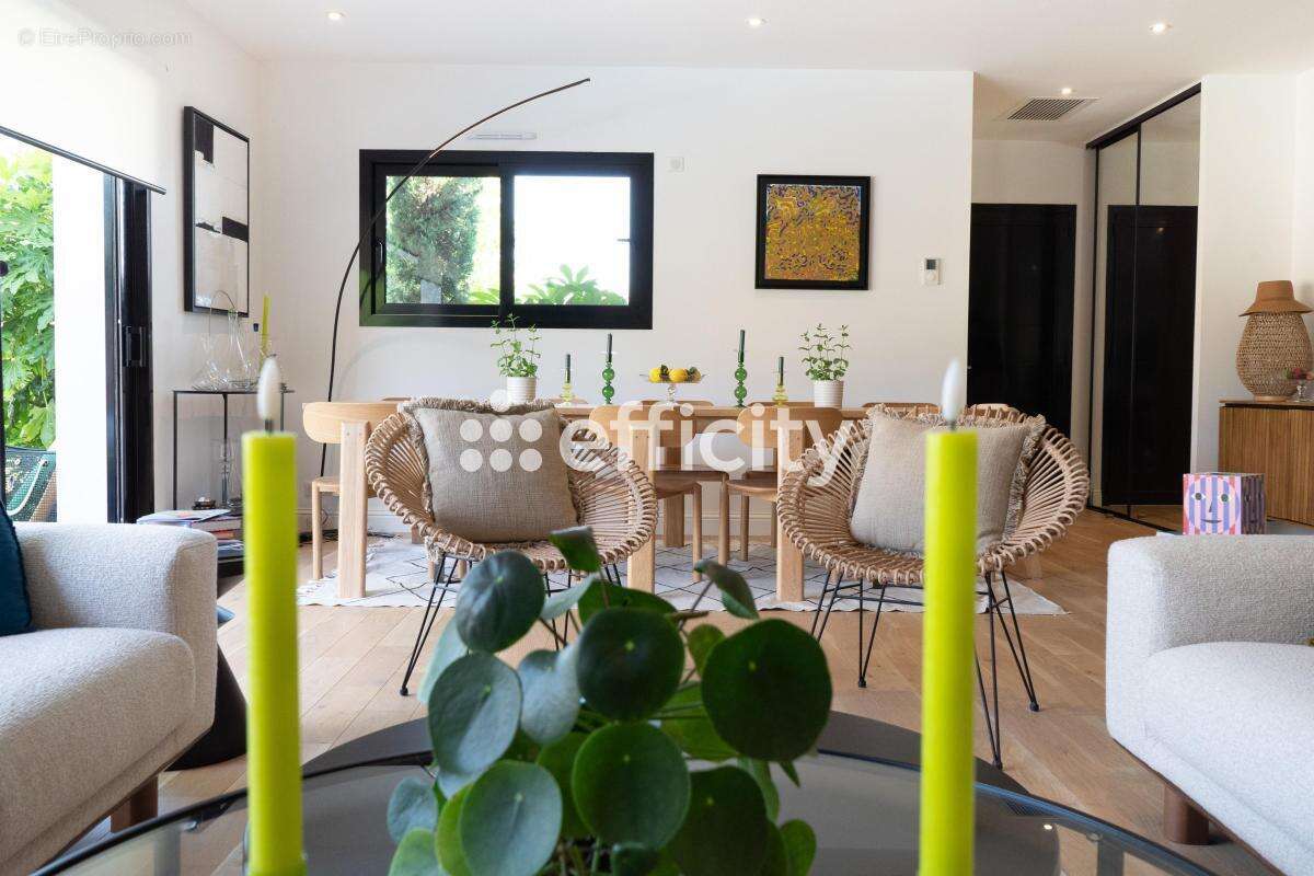 Maison 150 m² à Gujan-Mestras  - photo 2
