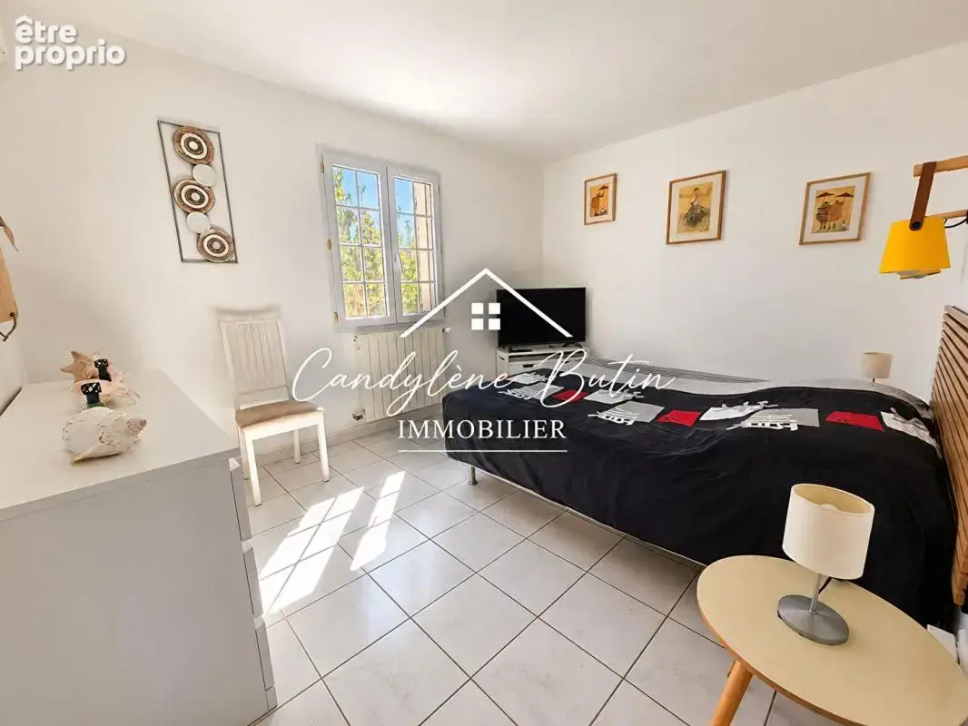 Villa 4 faces de plain-pied de131 m² ,4 chambres et piscine - photo 13