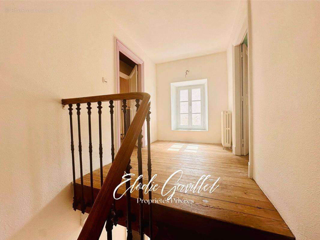 Maison à CUXAC-CABARDES