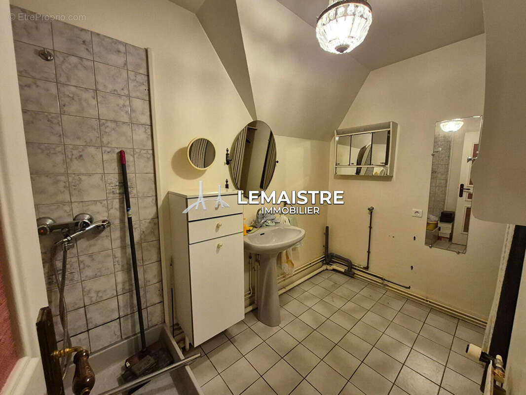 Maison à MONTIVILLIERS