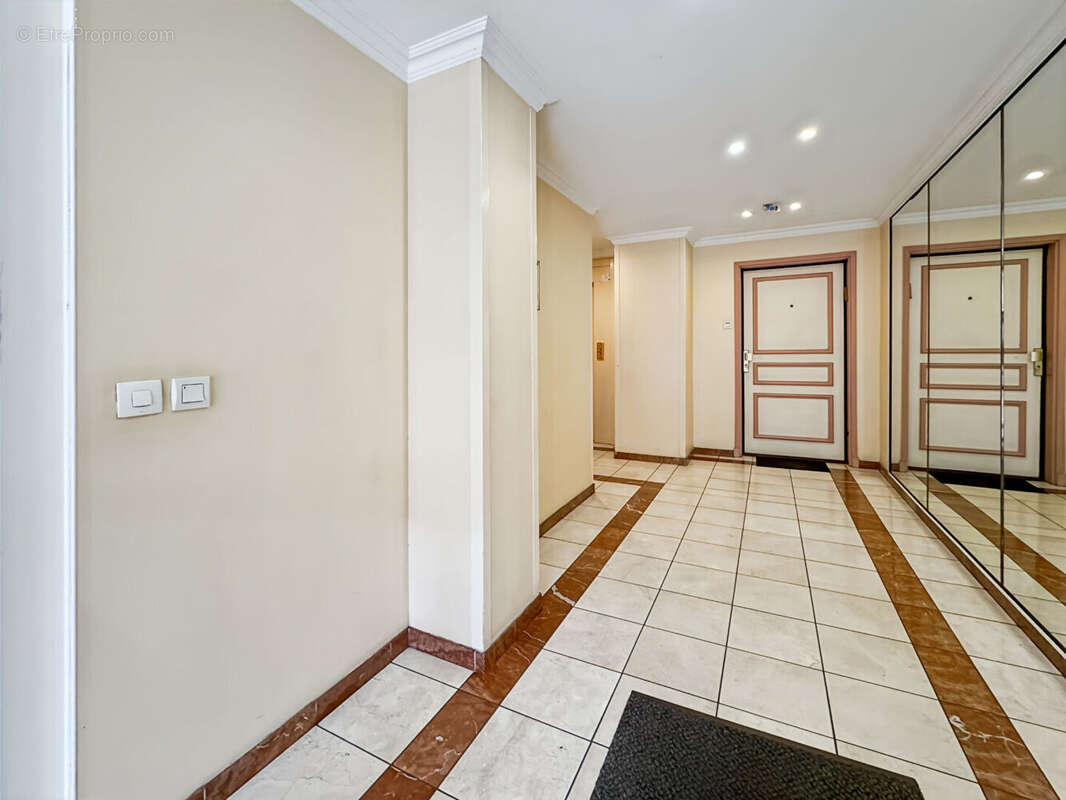 Appartement à ROSNY-SOUS-BOIS