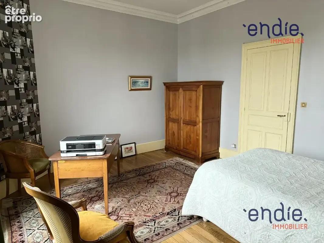 Appartement 5 pièces 139 m² à vendre à Moulins (03000) - photo 8
