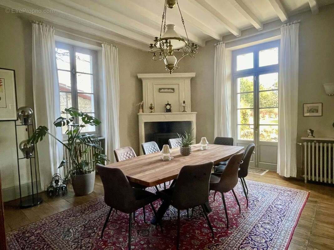 Maison à LA ROCHEFOUCAULD