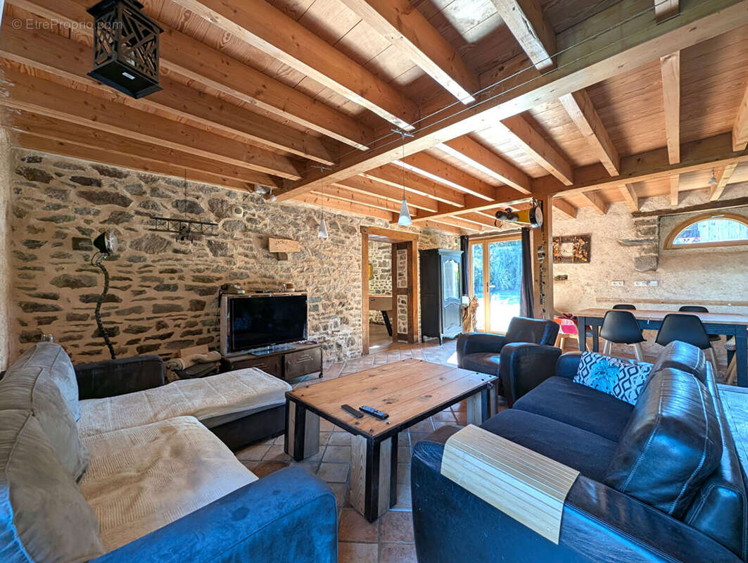 Maison à BAGUER-PICAN